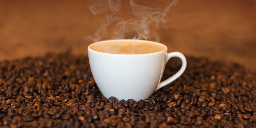Care sunt beneficiile aduse de consumul de cafea