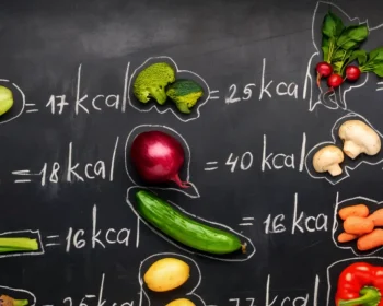 Cum să estimezi rapid caloriile din farfurie fără cântar și fără calcule
